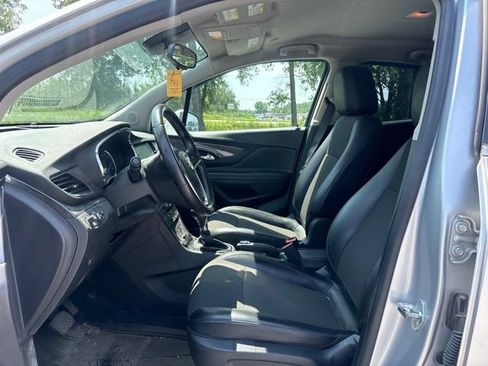 Used 2020 Buick Encore Sport Touring w/ Safety Package AWD/4WD image 4
