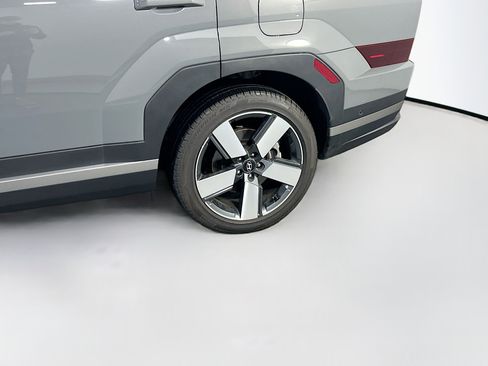 Used 2024 Hyundai Santa Fe Limited image 31
