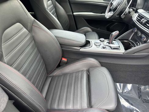 Used 2024 Alfa Romeo Stelvio AWD image 18