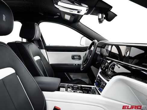 Used 2021 Rolls-Royce Ghost AWD/4WD image 35