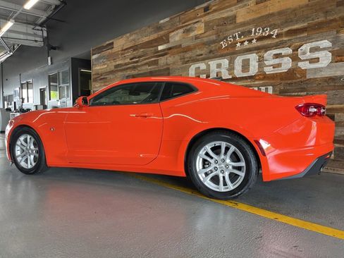 Used 2020 Chevrolet Camaro LS RWD image 17