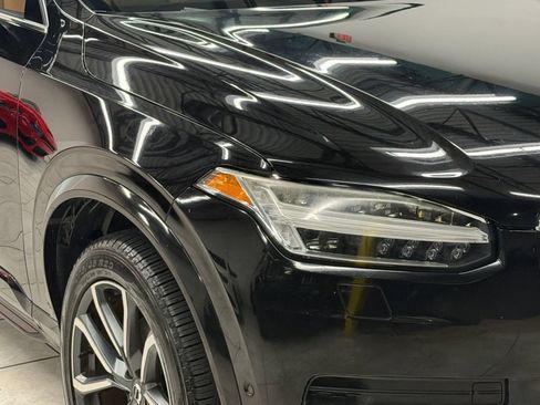Used 2016 Volvo XC90 T6 Momentum w/ Momentum Plus Package AWD/4WD image 6
