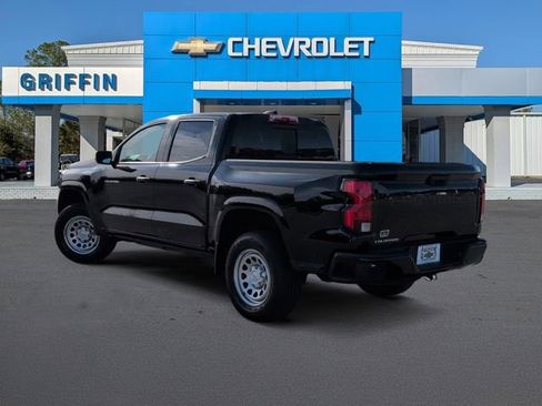 Used 2025 Chevrolet Colorado W/T RWD image 9