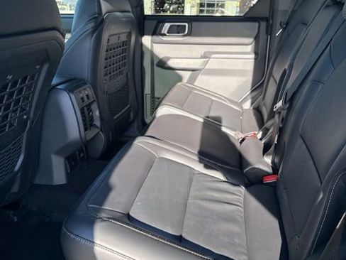 New 2025 Ford Bronco Badlands w/ Sasquatch Package image 10