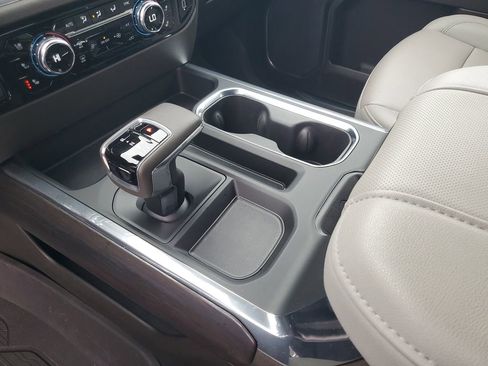 Used 2026 GMC Sierra 1500 SLT w/ SLT Premium Package AWD/4WD image 19