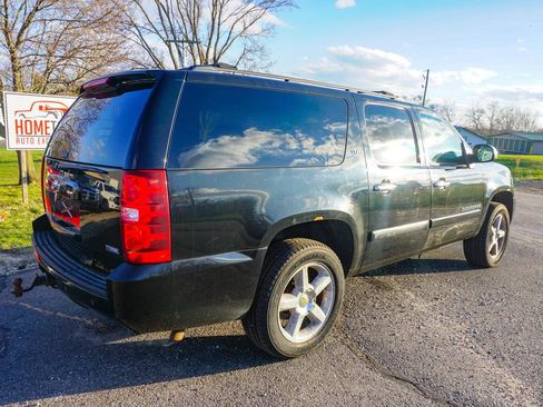 Used 2008 Chevrolet Suburban LTZ w/ LTZ Preferred Equipment Group image 3