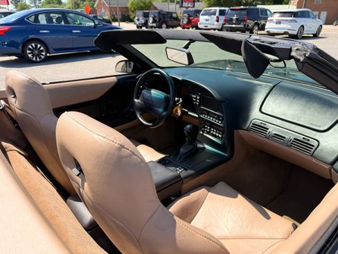 Used 1994 Chevrolet Corvette Convertible RWD image 22