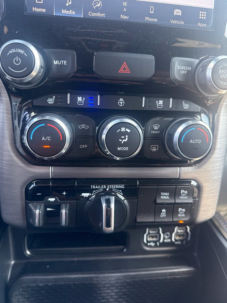 Used 2022 RAM 1500 Limited w/ Trailer Tow Group AWD/4WD image 16