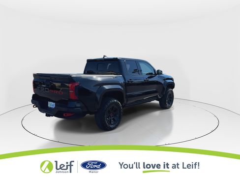 Used 2025 Toyota Tacoma TRD Pro image 8