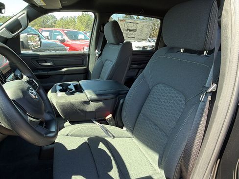 New 2026 RAM 1500 Express image 17