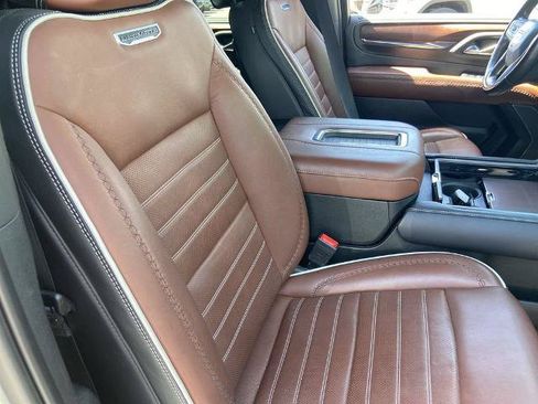 Used 2023 GMC Yukon Denali Ultimate w/ LPO, Floor Liner Package AWD/4WD image 25