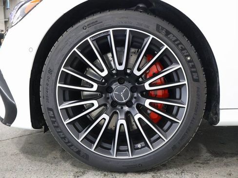 New 2026 Mercedes-Benz E 53 AMG e 4MATIC Sedan image 5