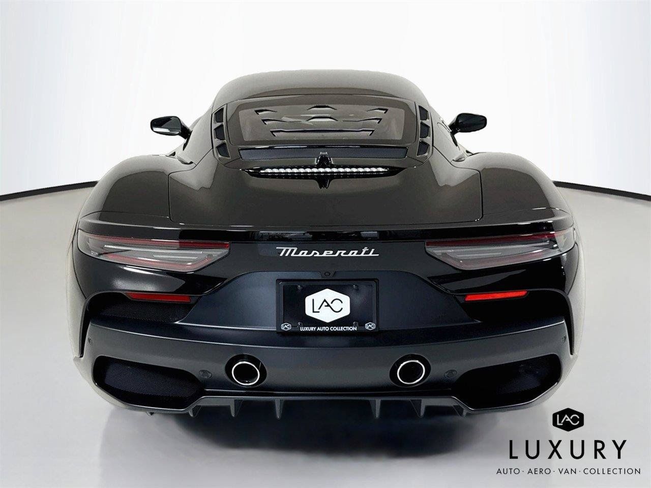Used 2022 Maserati MC20 Coupe RWD image 7