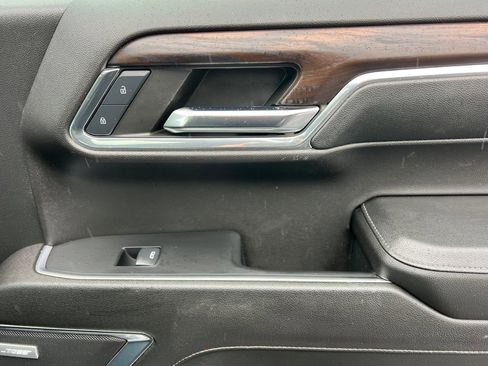 Used 2024 GMC Sierra 1500 SLT w/ SLT Premium Plus Package image 21