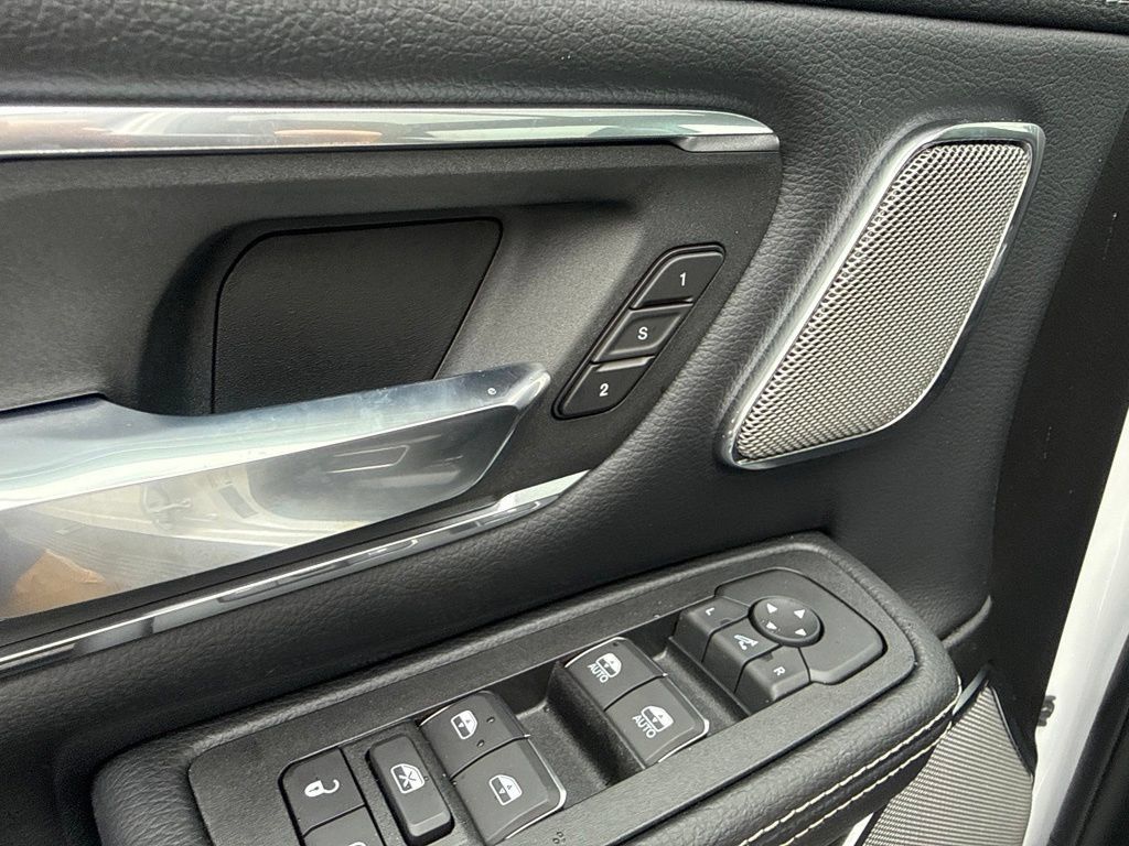 New 2027 RAM 1500 Laramie AWD/4WD image 20