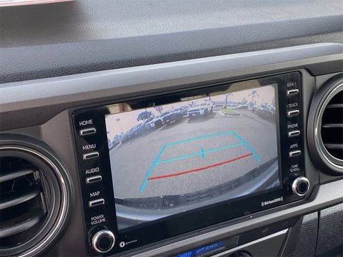 Certified 2022 Toyota Tacoma TRD Off-Road image 29