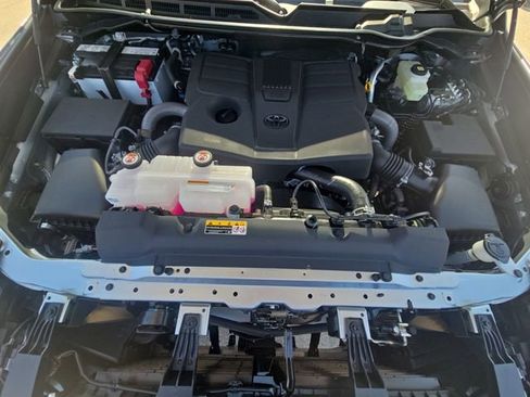 New 2026 Toyota Tundra Platinum image 30