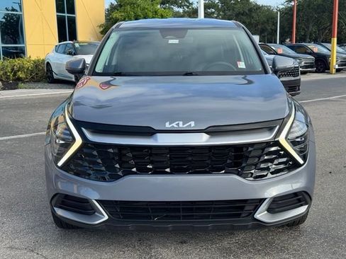 Certified 2025 Kia Sportage EX FWD image 5