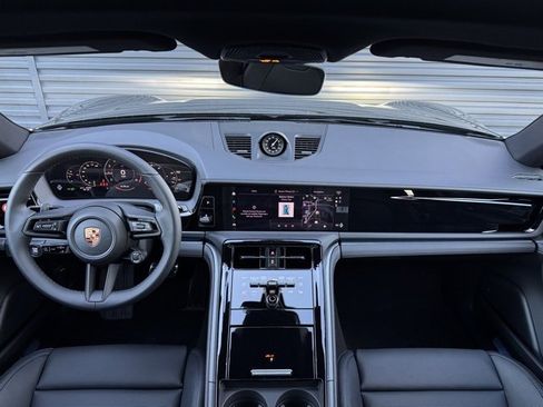 New 2026 Porsche Panamera 4 image 17