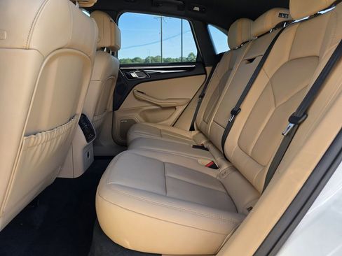 New 2026 Porsche Macan AWD/4WD image 22