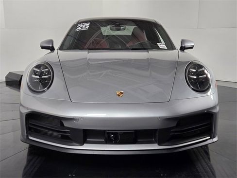 Used 2025 Porsche 911 Carrera image 8