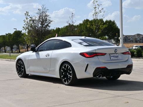 Used 2025 BMW 430i Coupe w/ M Sport Package RWD image 7