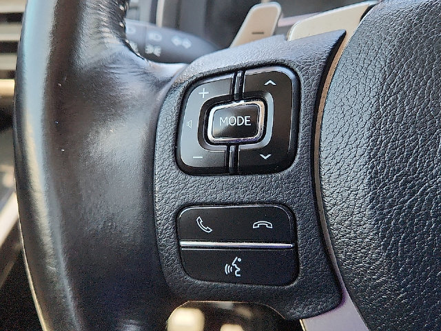 Used 2017 Lexus IS 200t RWD image 15