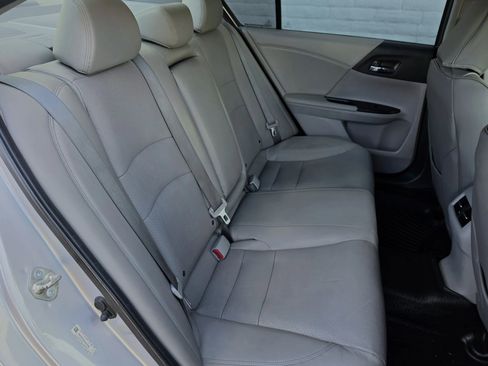 Used 2014 Honda Accord EX-L image 18
