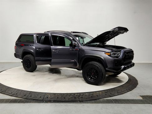 Used 2021 Toyota Tacoma TRD Pro image 9
