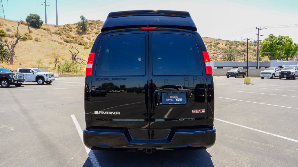 New 2026 GMC Savana 2500 Extended w/ Driver Convenience Package RWD image 8