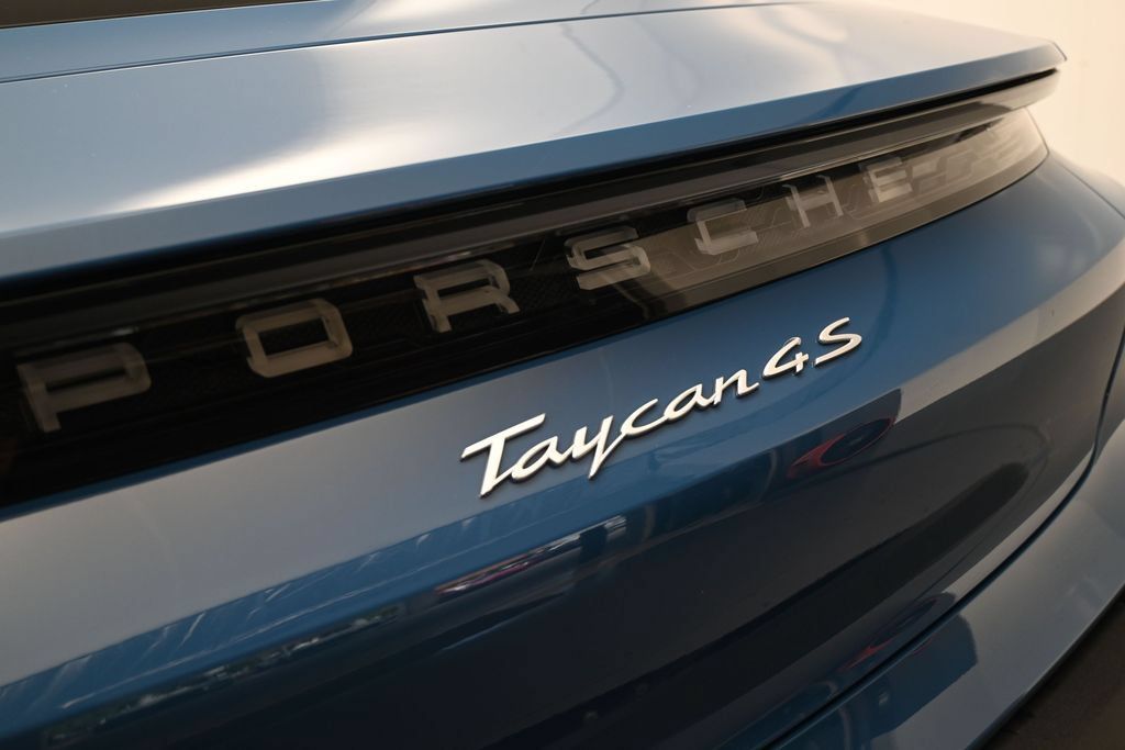Certified 2023 Porsche Taycan 4S AWD/4WD image 35