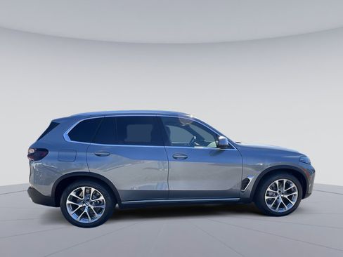 New 2026 BMW X5 xDrive50e AWD/4WD image 6