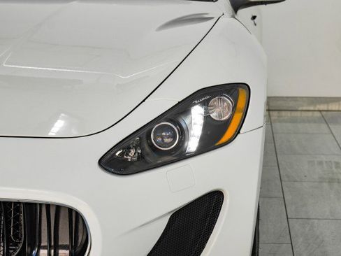 Used 2014 Maserati GranTurismo Sport image 37