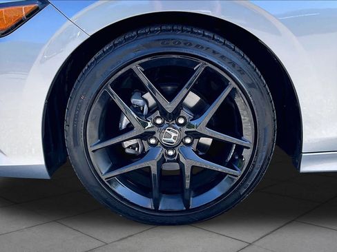 Used 2023 Honda Civic Sport image 11