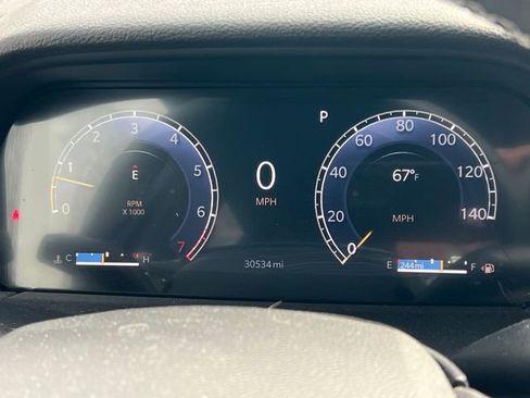 Used 2024 Jeep Grand Cherokee Altitude image 18