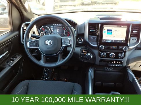 New 2026 RAM 1500 Express AWD/4WD image 16