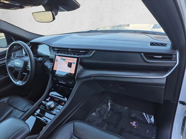 Used 2023 Jeep Grand Cherokee Overland AWD/4WD image 22
