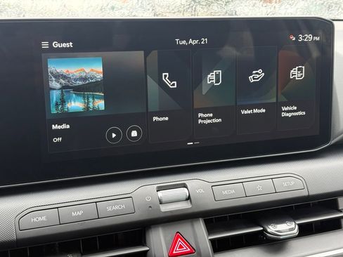 New 2026 Kia K4 LXS image 24