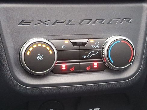 New 2026 Ford Explorer ST-Line w/ ST-Line Street Pack image 8