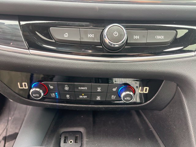 Used 2018 Buick Enclave Premium w/ Trailering Package FWD image 25