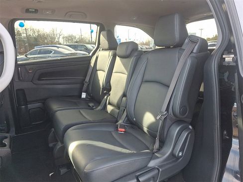Used 2024 Honda Odyssey Touring image 10