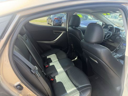 Used 2013 Hyundai Elantra Limited w/ Technology Pkg FWD image 12