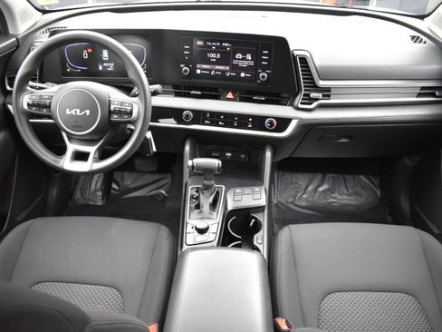 Used 2023 Kia Sportage LX AWD/4WD image 17