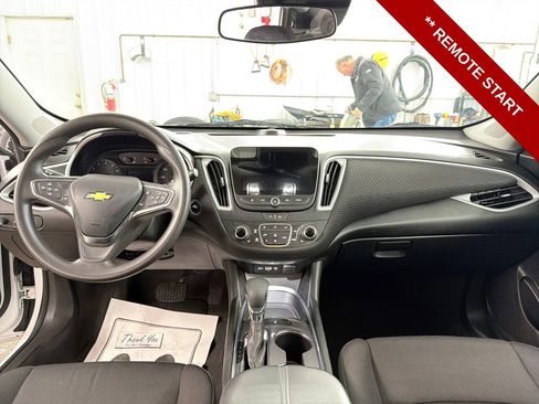 Used 2023 Chevrolet Malibu LT image 8