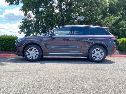 Used 2023 Lincoln Corsair FWD image 11