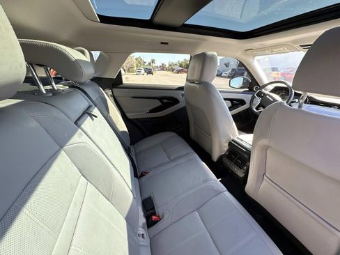 Used 2023 Land Rover Range Rover Evoque SE image 15