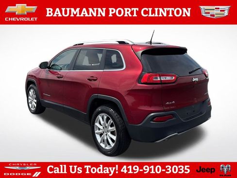Used 2017 Jeep Cherokee Limited AWD/4WD image 3