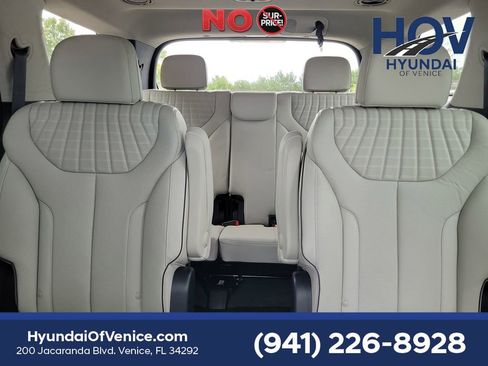 Used 2024 Hyundai Palisade Limited FWD image 26