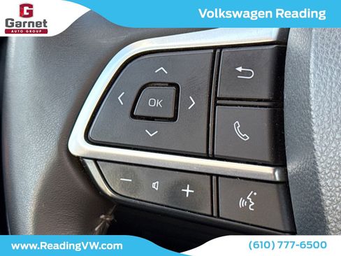 Used 2024 Toyota Highlander XLE image 17