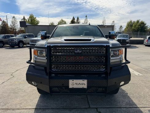 Used 2017 GMC Sierra 2500 Denali w/ Duramax Plus Package AWD/4WD image 8